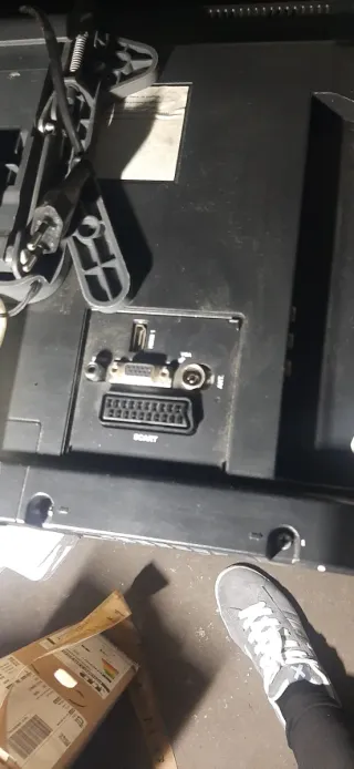 Monitor y TV Negro Multicolor