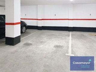 Garaje en venta en Ensanche - Diputación en Alicante