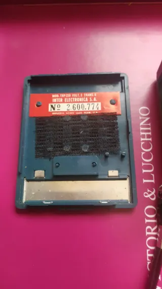 Radio Inter Slim 5 fabricada en España 1960