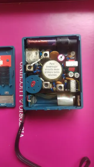 Radio Inter Slim 5 fabricada en España 1960