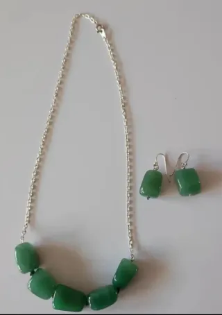 Conjunto plata y jade: collar y pendientes