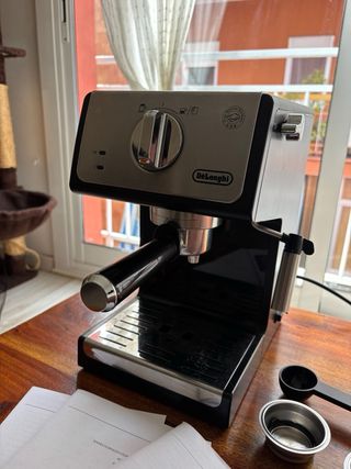 Cafetera Express DeLonghi ECP 33.21 Negro-Inox