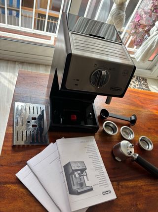 Cafetera Express DeLonghi ECP 33.21 Negro-Inox