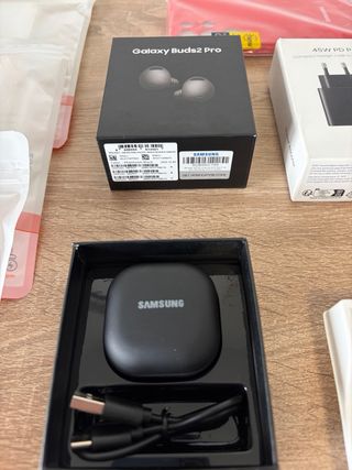 Samsung S24 Ultra + Accesorios