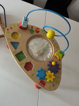 Juego de mesa de madera para niños