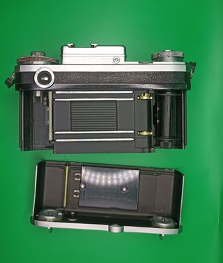 Cámara Kiev 4M analógica