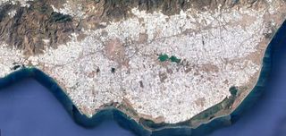 Local comercial en venta en Barrio Alto - San Félix - Oliveros - Altamira en Almería