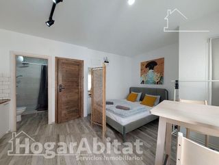Edificio en venta en Carolinas Bajas en Alicante