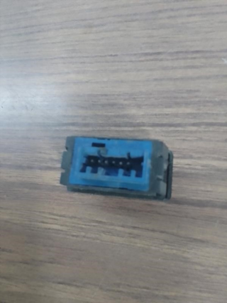 Mando elevalunas delantero izquierdo Peuge