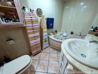 Piso en venta en Linares