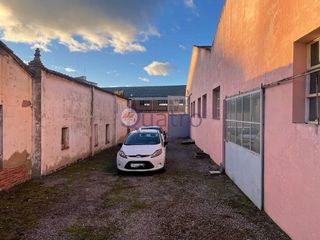 Local comercial en venta en La Chantría - La Lastra en León