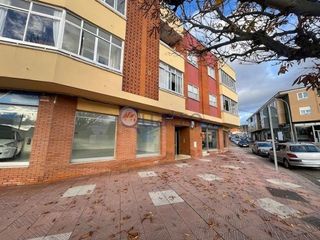 Local comercial en venta en La Chantría - La Lastra en León