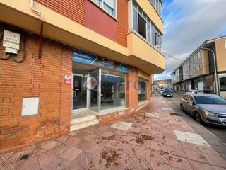 Local comercial en venta en La Chantría - La Lastra en León