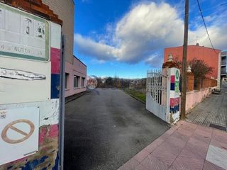 Local comercial en venta en La Chantría - La Lastra en León