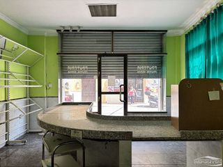 Local comercial en venta en Lucena