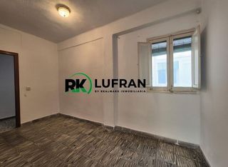 Piso en venta en Dolores