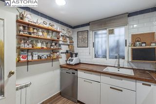 Piso en venta en Camino de Ronda - Rosaleda en Granada