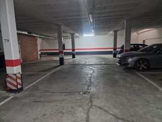 Garaje en venta en Portillejo - Valdegastea en Logroño