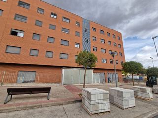 Garaje en venta en Portillejo - Valdegastea en Logroño