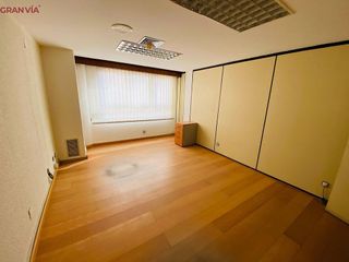 Oficina en venta en Centro en Logroño