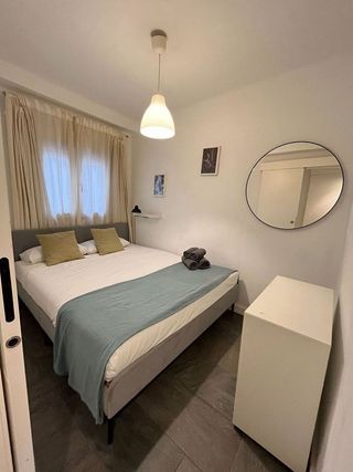 Piso en venta en La Goleta - San Felipe Neri en Málaga