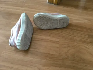 Zapatillas rosas infantiles talla 22