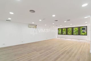 Oficina en alquiler en Vila de Gràcia en Barcelona