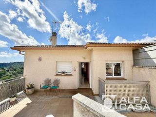 Casa en venta en Vidreres