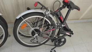 Bicicleta Plegable Negra y Roja
