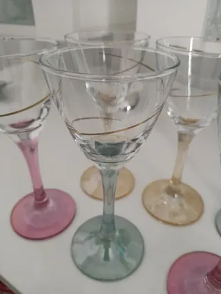 6 Calici colorati con filo dorato
