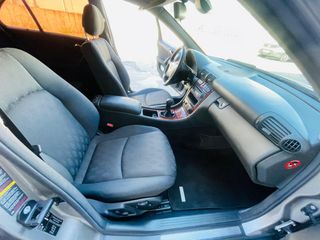 Mercedes-Benz Clase C 2003