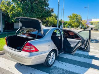 Mercedes-Benz Clase C 2003