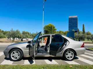 Mercedes-Benz Clase C 2003
