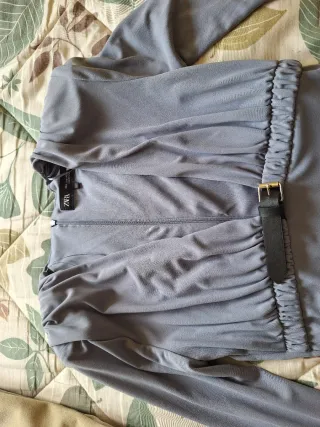 Vestido midi gris manga larga