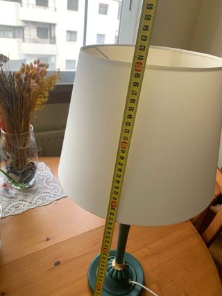 Lámpara de mesa vintage verde y dorada