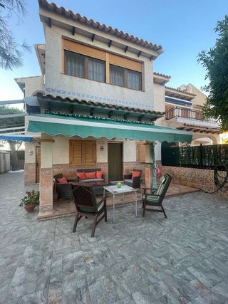 Chalet en venta en Nueva Torrevieja - Aguas Nuevas en Torrevieja