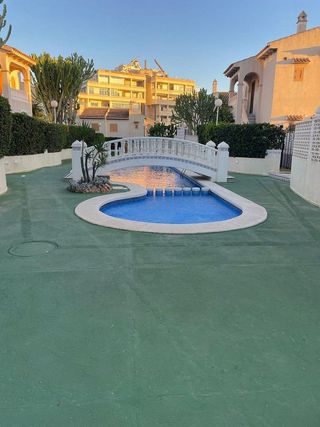 Chalet en venta en Nueva Torrevieja - Aguas Nuevas en Torrevieja
