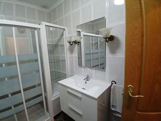 Casa adosada en venta en Villacañas