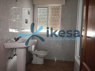 Chalet en venta en Baeza