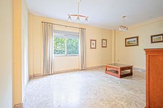 Casa adosada en venta en Colores - Entreparques en Sevilla