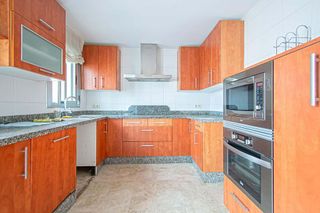 Casa adosada en venta en Colores - Entreparques en Sevilla