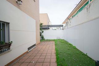 Casa adosada en venta en Colores - Entreparques en Sevilla