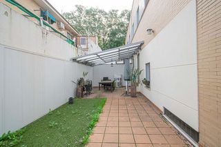 Casa adosada en venta en Colores - Entreparques en Sevilla