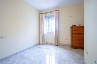 Casa adosada en venta en Colores - Entreparques en Sevilla