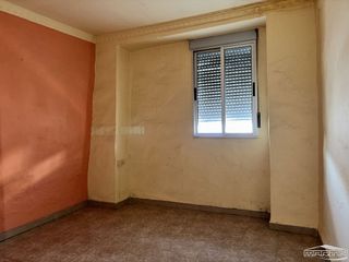 Casa adosada en venta en Baena