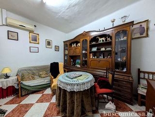 Chalet en venta en Linares