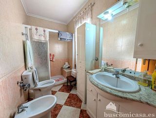 Chalet en venta en Linares