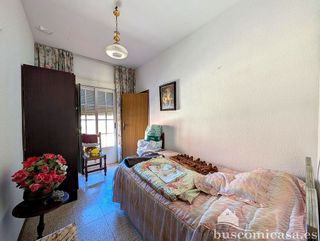 Chalet en venta en Linares