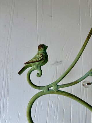 Estantería de metal verde