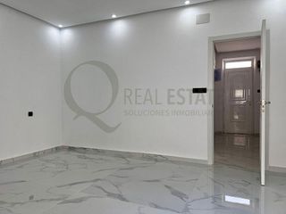 Chalet en venta en Villena